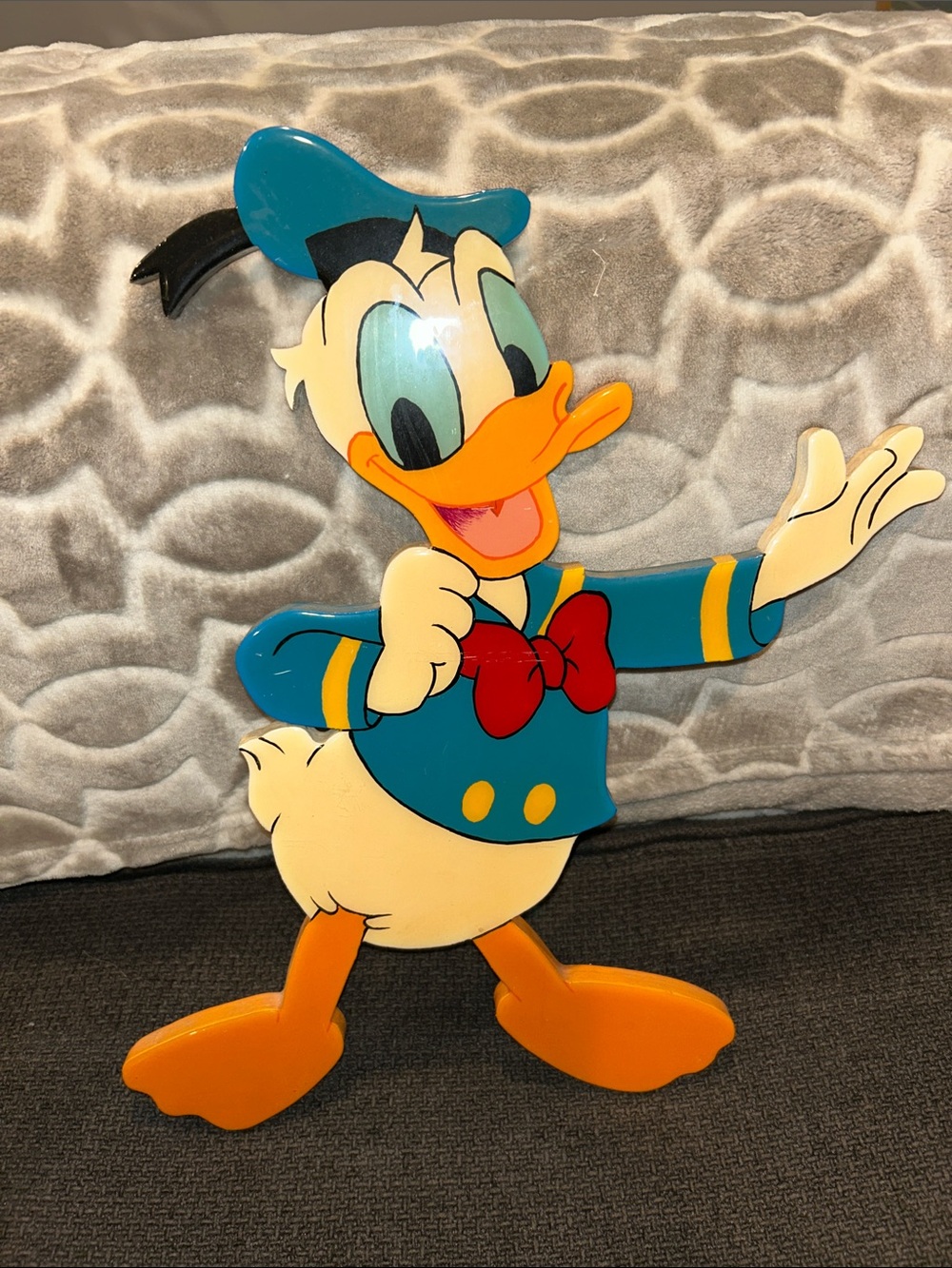 Donald Duck Blue and Yellow Wall Accent - Classic Cartoon Home Decor